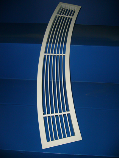 �����L��